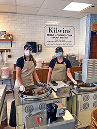 Kilwins candy makers, Jolie Hester and Kelsey Thompson